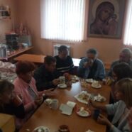 Занятия во взрослой группе воскресной школы